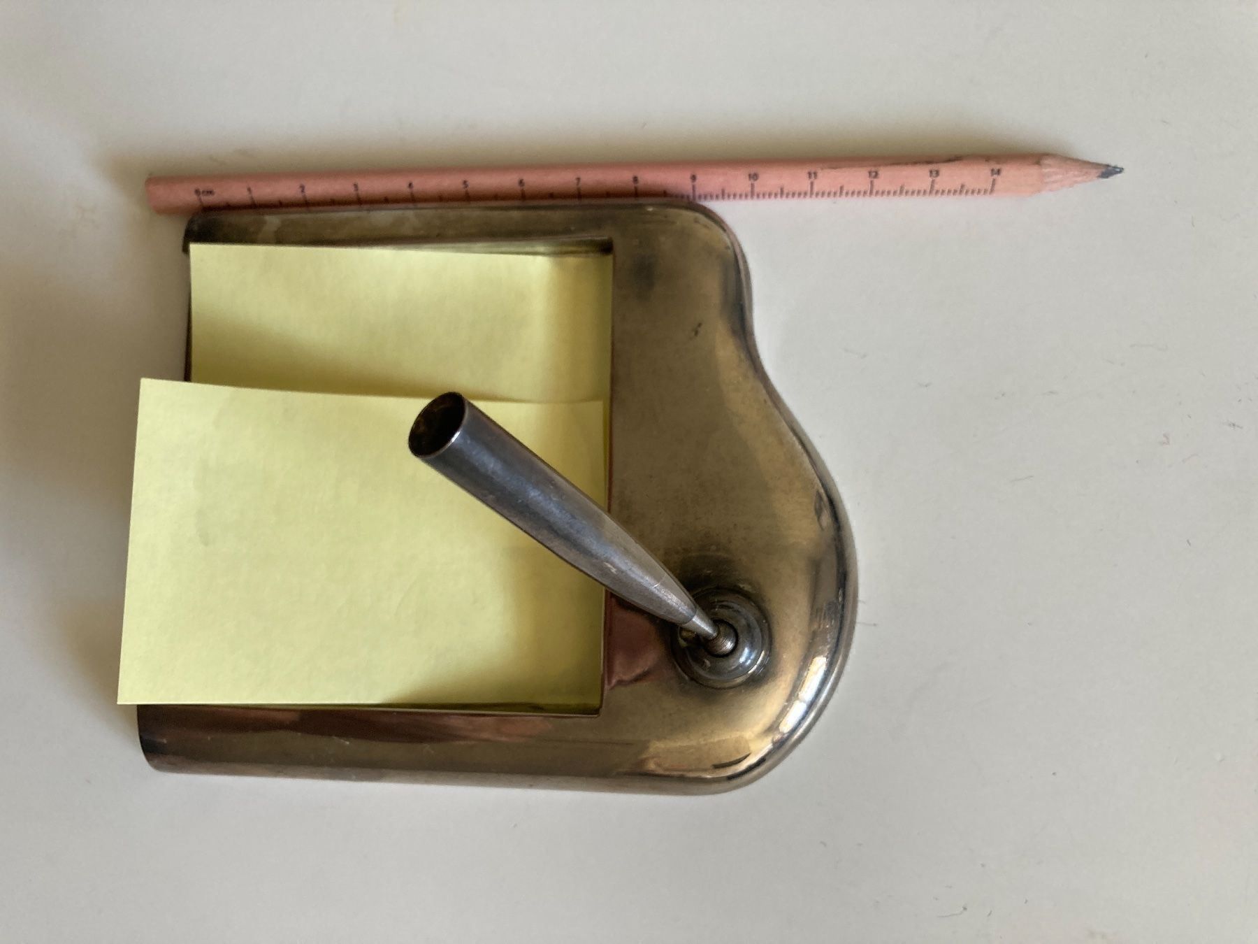 Wandhalterungen: Schöner Stift - Halter – Gebraucht aus Zürich von Chaeffeler 2