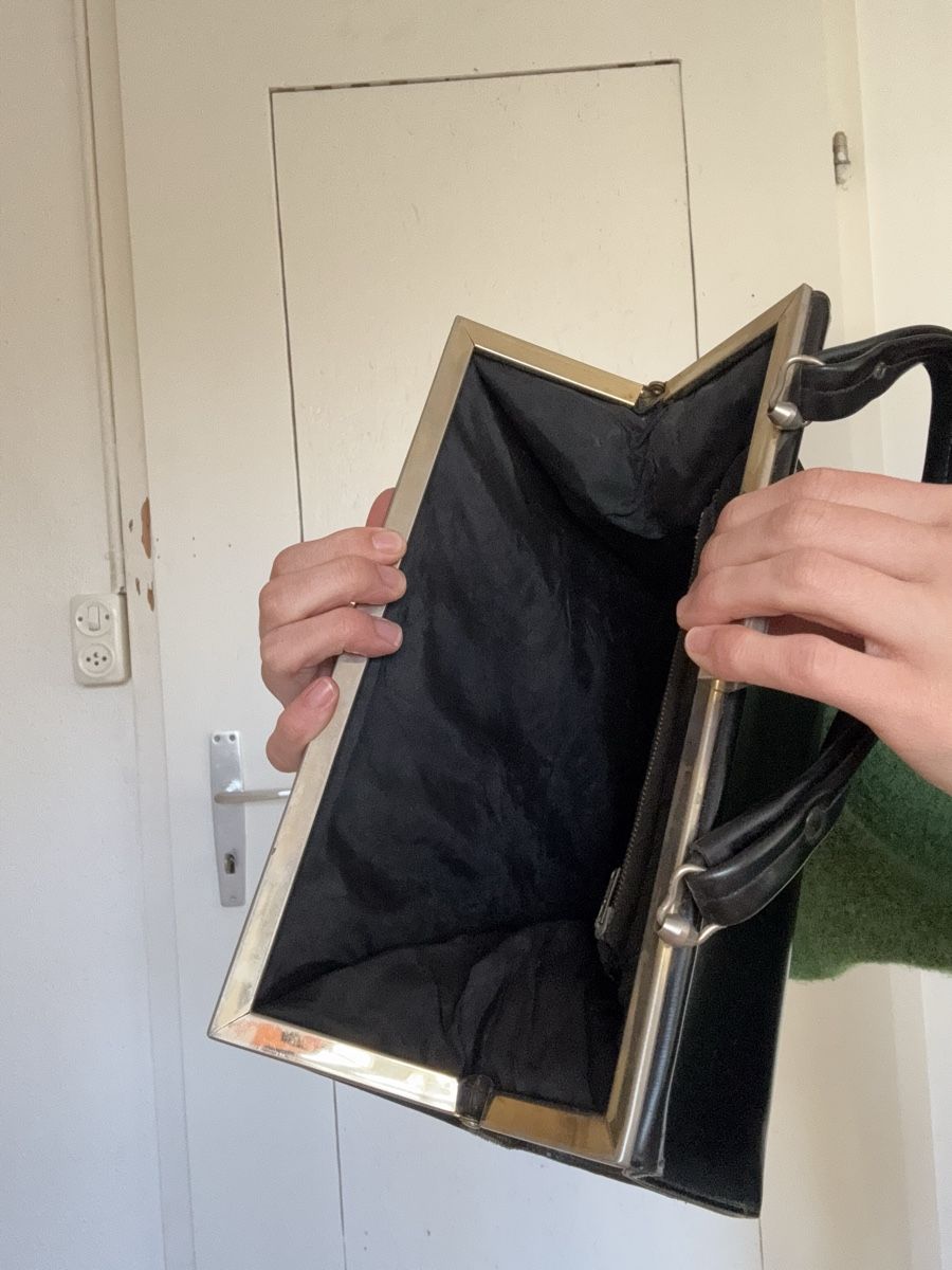 Borse da donna: Vintage Tasche Leder – Usato da Lauwil venduto da nina-lara 2