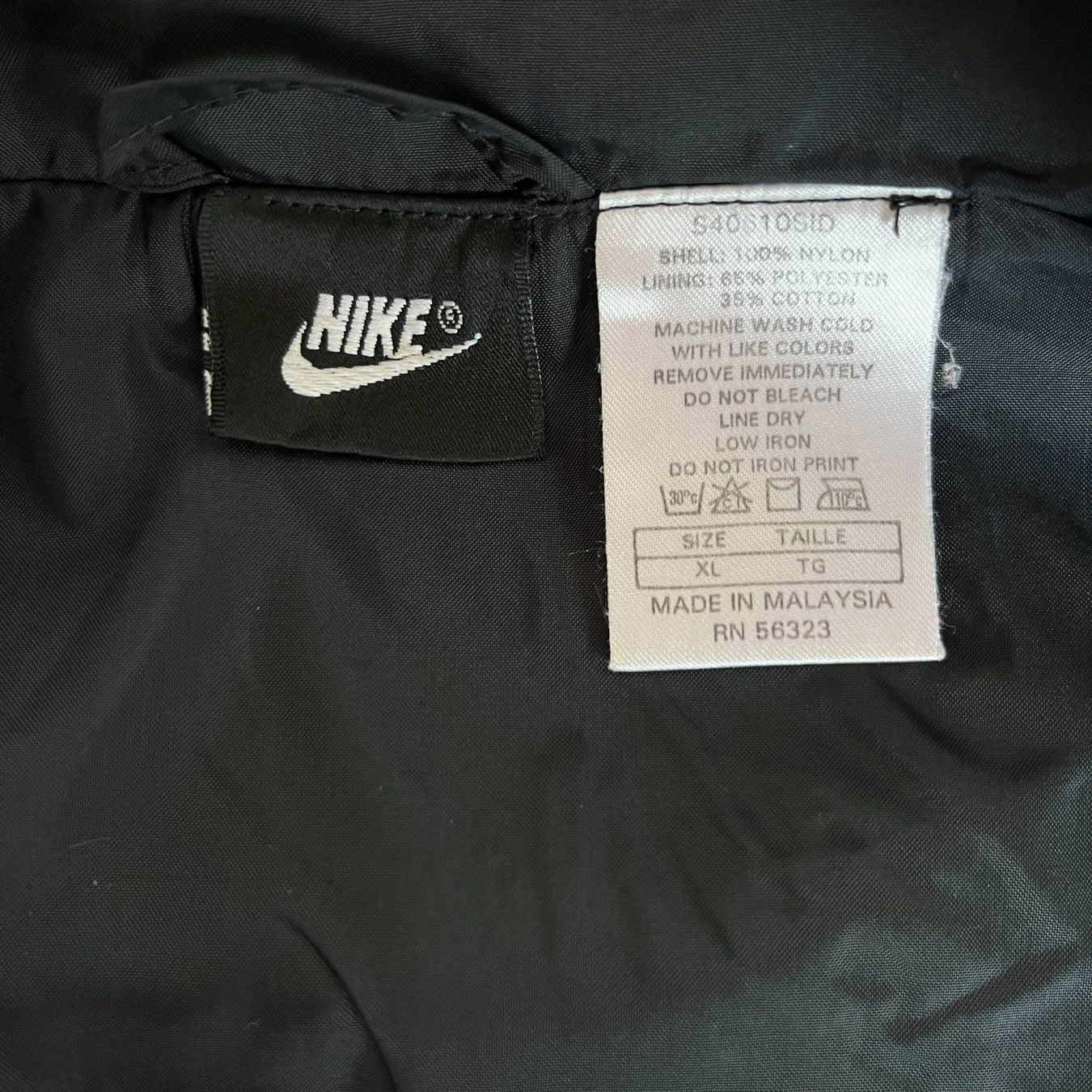 Nike Giacche: Vintage Nike Trackjacket (XL) – Nuovo (secondo la descrizione) da Chamoson venduto da Sapoloshop 3