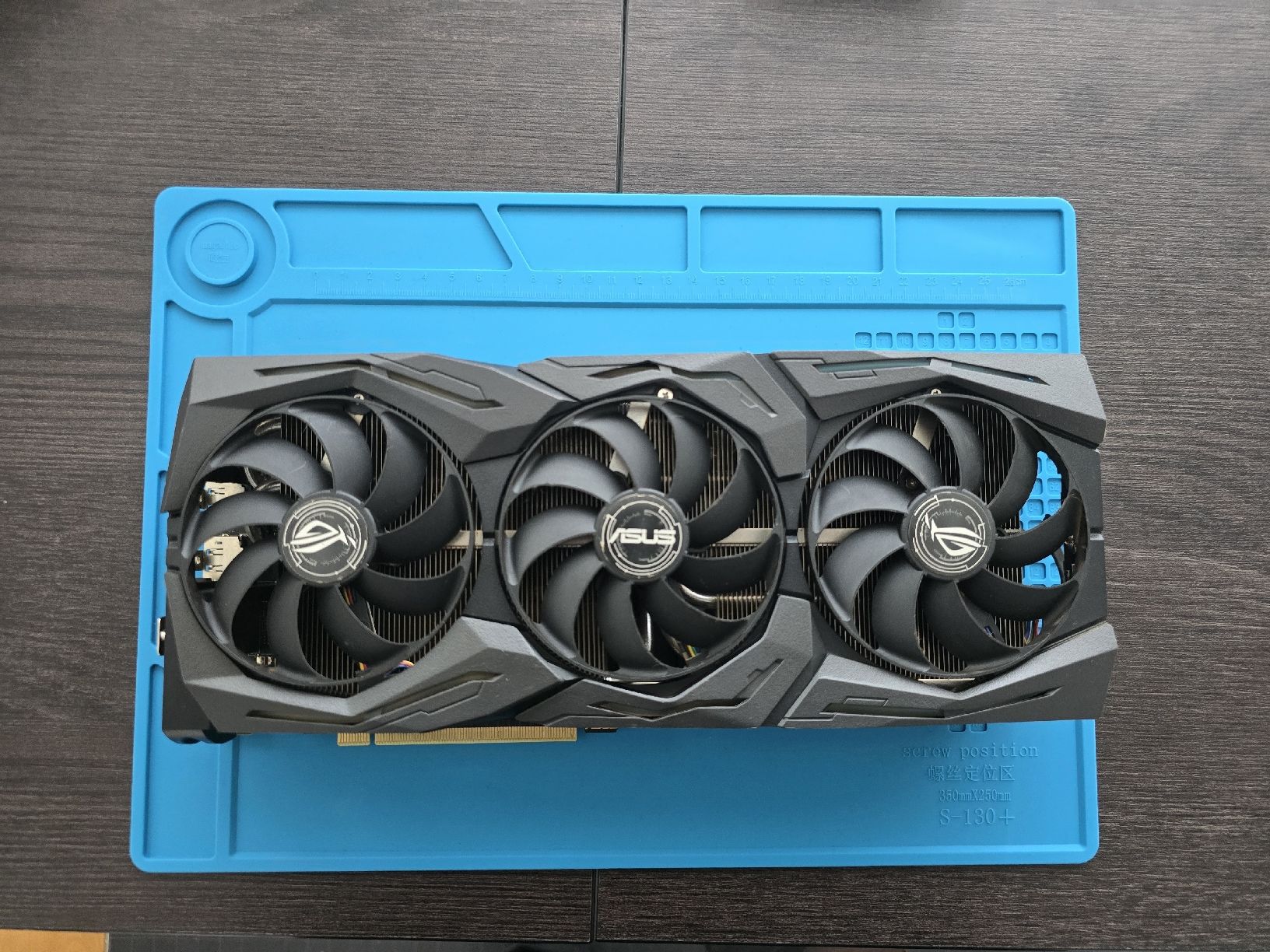Asus Schede grafiche: ASUS ROG Strix RTX 2070 SUPER 8GB – Usato da Zürich venduto da Lyaten 1