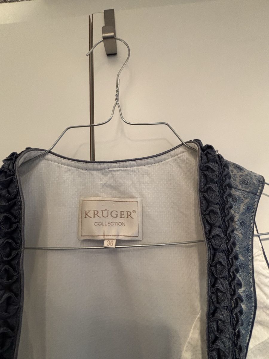 Gilet & Giacche senza maniche: Dirndlgilet mit Bluse – Usato da Wollerau venduto da Safi8378 1