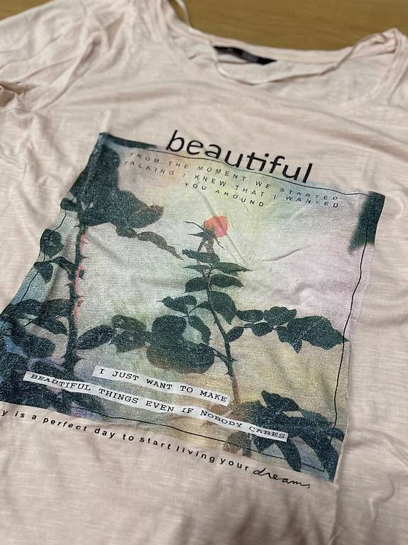 Blusen: Rosa Oberteil mit Print, Grösse M – Gebraucht aus Dübendorf von sou_55nr 1
