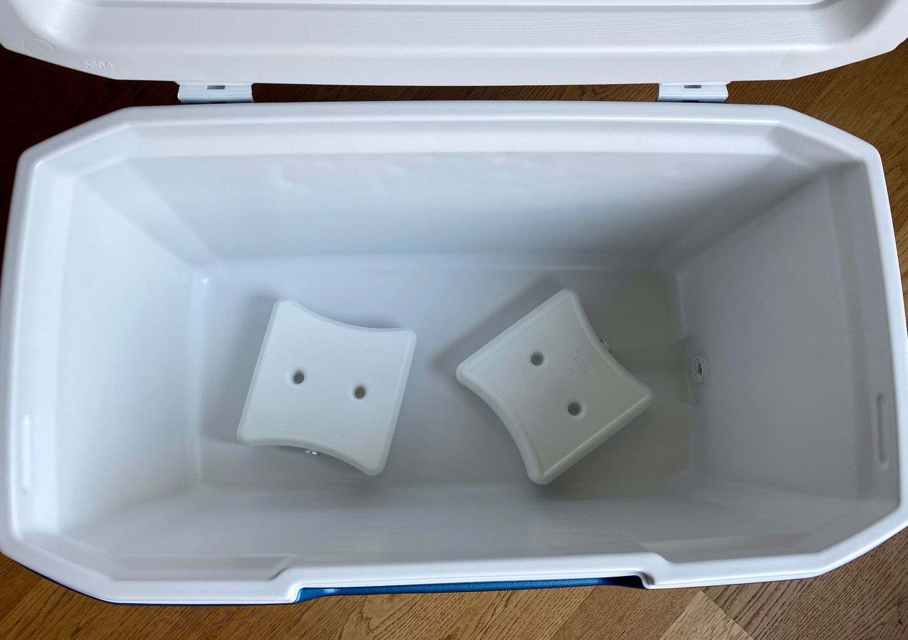 Coleman Réfrigérateurs et refroidissement: Coleman 28QT Xtreme Kühlbox – D'occasion à Guarda par cha_tns9 8