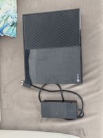 X Box ONE X Ersatzkonsole mit Defekten kabel