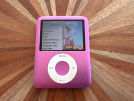 Neuer Akku! iPod Nano 3 4GB Silber mit Zubehör