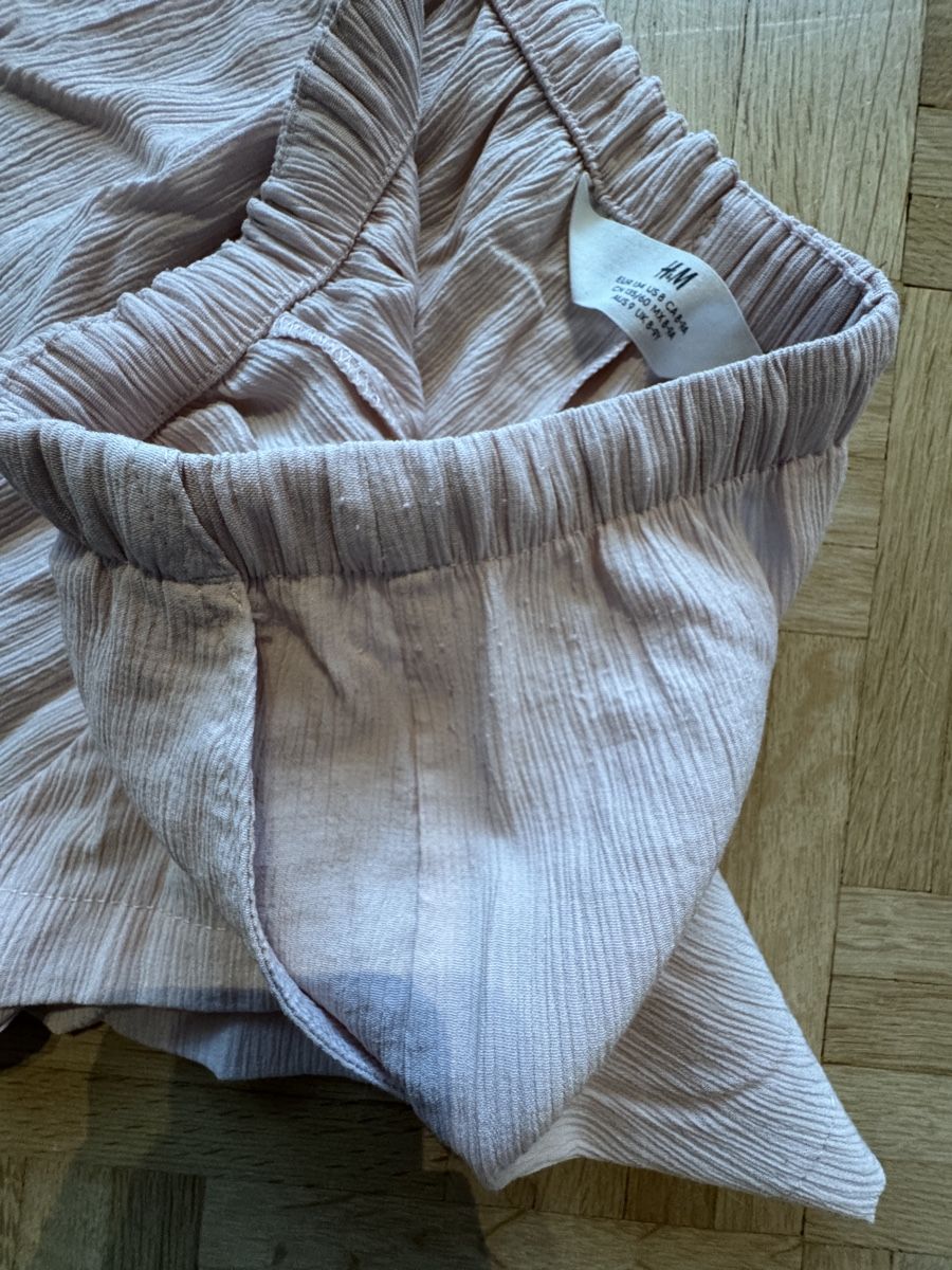 H&M Pantaloni: H&M Hose, Grösse 134 – Usato da Kleinandelfingen venduto da les_gb7w 2
