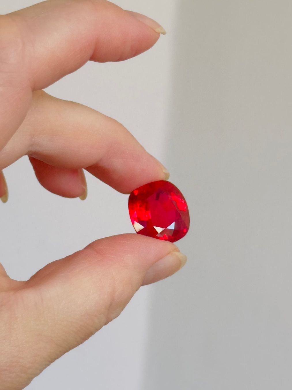 Pietre preziose: Certified 26.50 Ct – Nuovo e nell'imballaggio originale da Genève venduto da AWWA 5