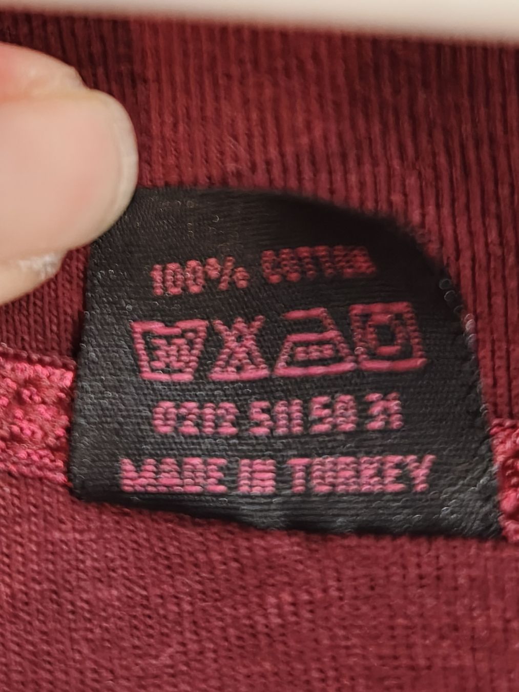 Tops: Tengülü Top, Grösse 3 /M, bordeauxrot, neuwertig, Basic! – Neu (gemäss Beschreibung) aus Emmetten von SecondhandSiska 5