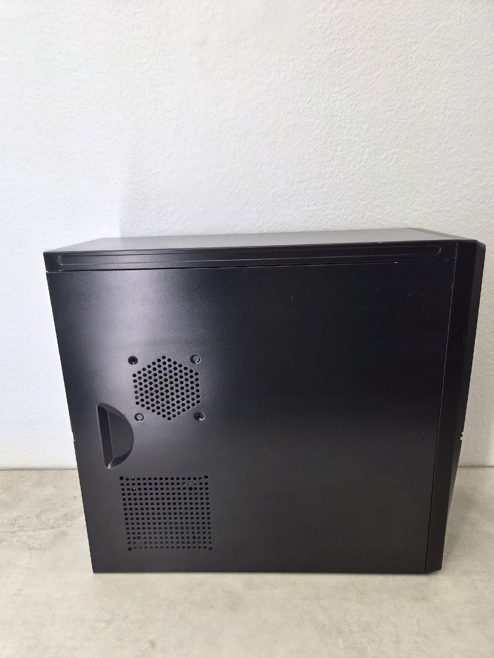 PCs: Pc Gigabyte Board, Intel i5, 8Gb Ram, 483W PSU,  – Gebraucht aus SCHAFFHAUSEN von Atami99 1