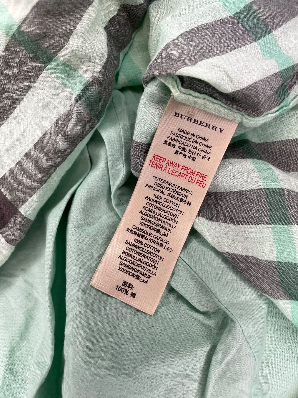 Burberry Blusen: Women's Burberry Checked Blouse Large – Gebraucht aus Gurtnellen von AlexandraB51 1