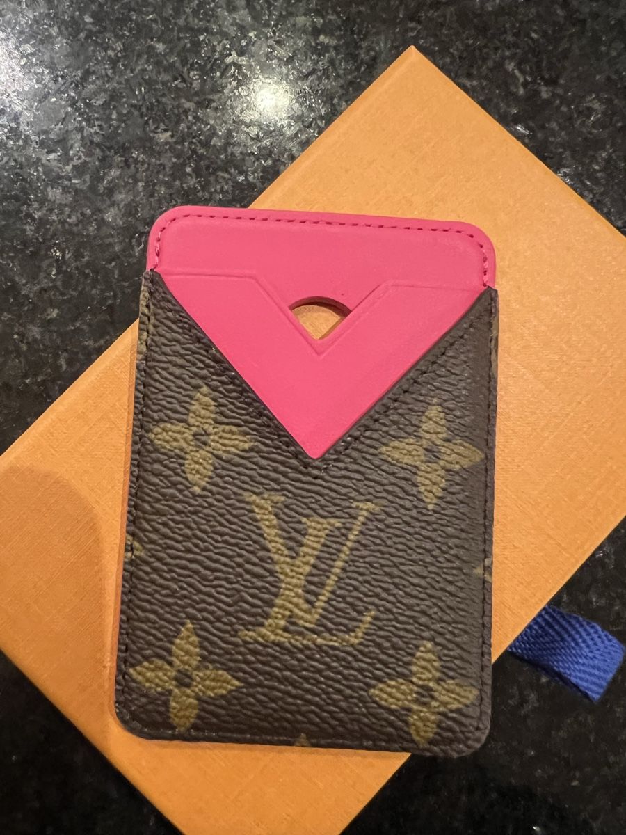Louis Vuitton Portafogli: Louis Vuitton Magnet Kartenetui – Nuovo (secondo la descrizione) da Eglisau venduto da Hermes10 4