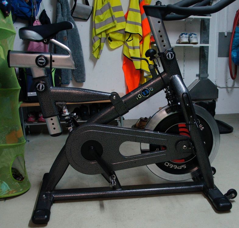 Maxxus best sale spin bike