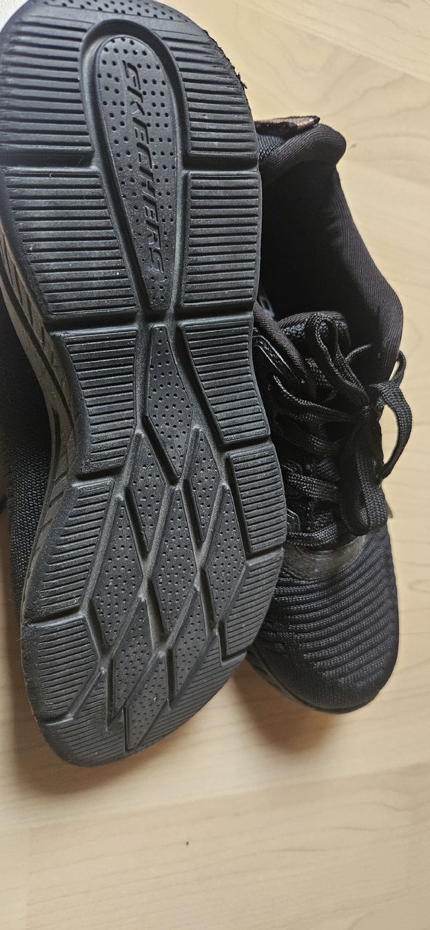 Skechers Schuhe für Jungen: Schuhe gr.35 – Gebraucht aus Oberkulm von Preneur 2