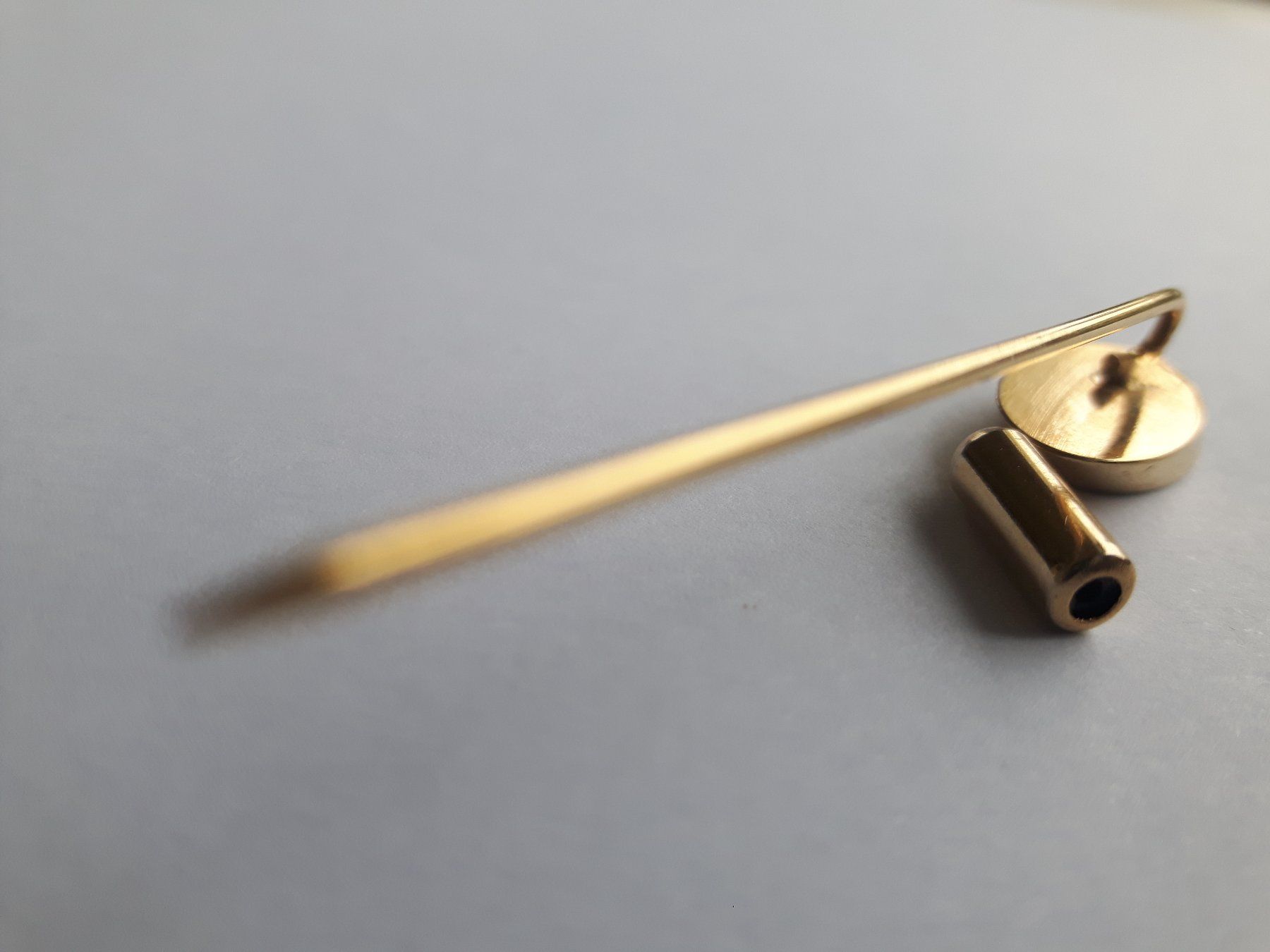 Cravatte: Antike goldene Krawattennadel mit Gravur "B" – Usato da Beckenried venduto da SylvkensWorld 5
