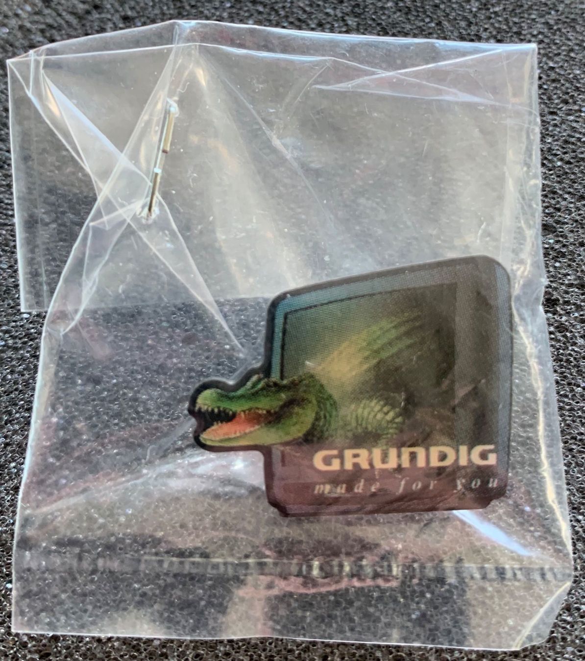 Placchette & Badge: GRUNDIG Pin – Nuovo e nell'imballaggio originale da Remigen venduto da Reto1318
