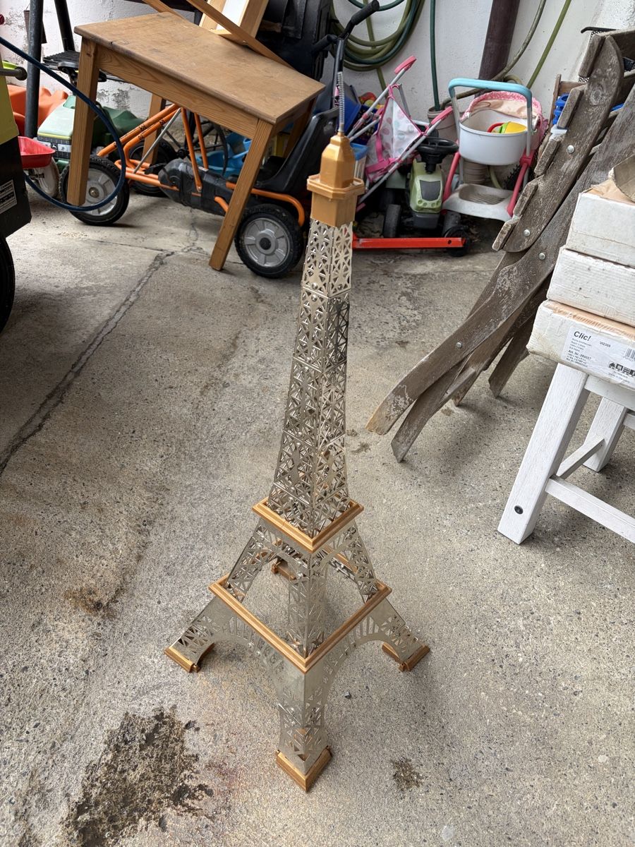 Alle Dekorationen: Tour Eiffel déco en métal – Gebraucht aus Orsonnens von cdms57 3
