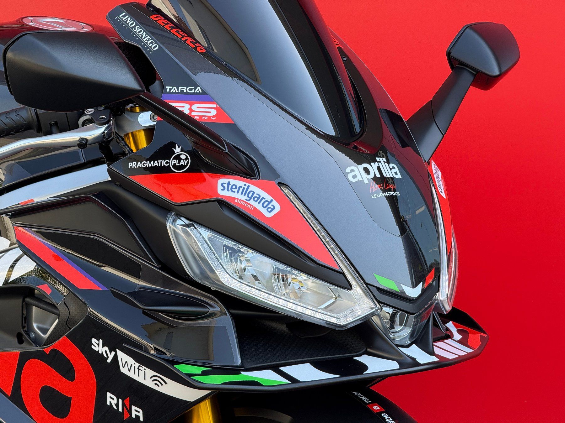 Tutti i ricambio per moto: Windschutzscheibe Schwarz Aprilia RS660 – Nuovo e nell'imballaggio originale da Meggen venduto da leupimoto 1
