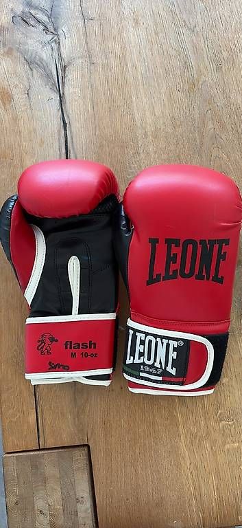 Handschuhe & Handstulpen: Guantoni boxe – Gebraucht aus Locarno von sil_2lxp