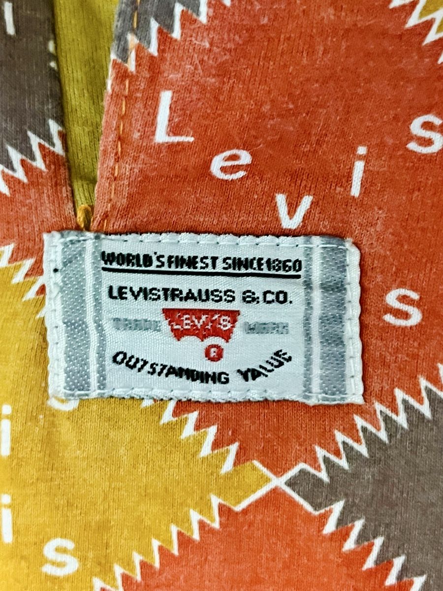 Levi's Polo-Shirts: Vintage Levi's Polo Shirt, Retro Argyle Patchwork Print Gr.M – Gebraucht aus Zürich von Hypera 2