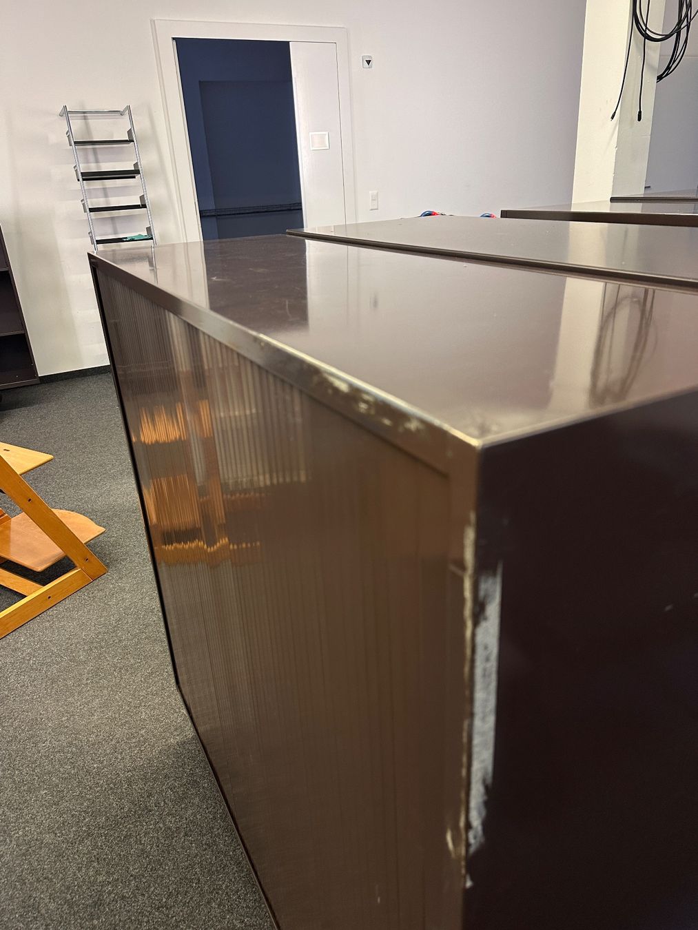 Armadi: Rolladenschrank – Usato da Winterthur venduto da StiftungSchleife 2