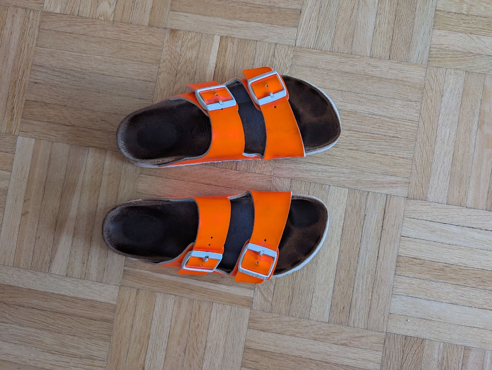 Birkenstock Damenschuhe: Birkenstock, neon orange Grösse 38 gebraucht – Gebraucht aus Uitikon Waldegg von Csilli 1