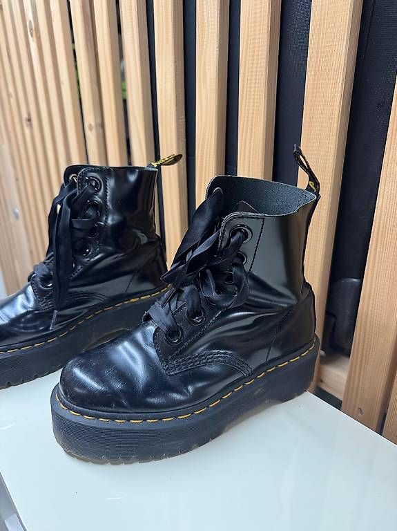 Scarpe da donna: Dr. martens Boots Damen – Usato da Rotkreuz venduto da LoriLori 1