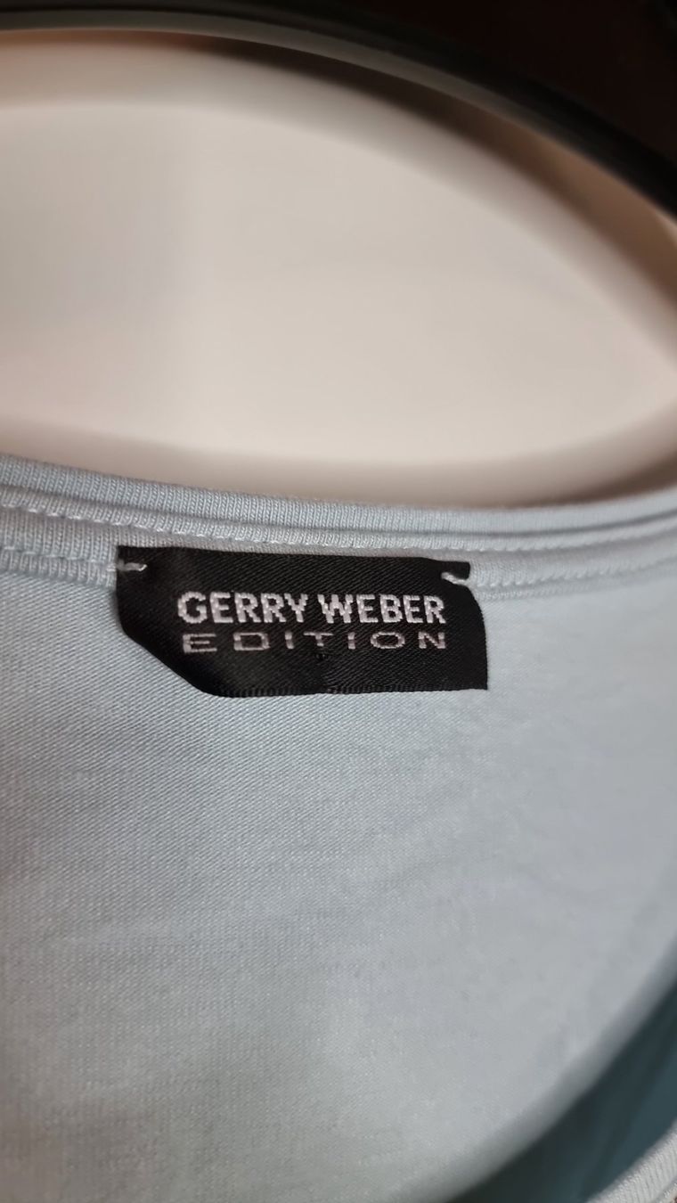 Gerry Weber Blusen: Gerry Weber Bluse Gr. M hellblau mit Strass – Gebraucht aus Wald ZH von CapLux 3
