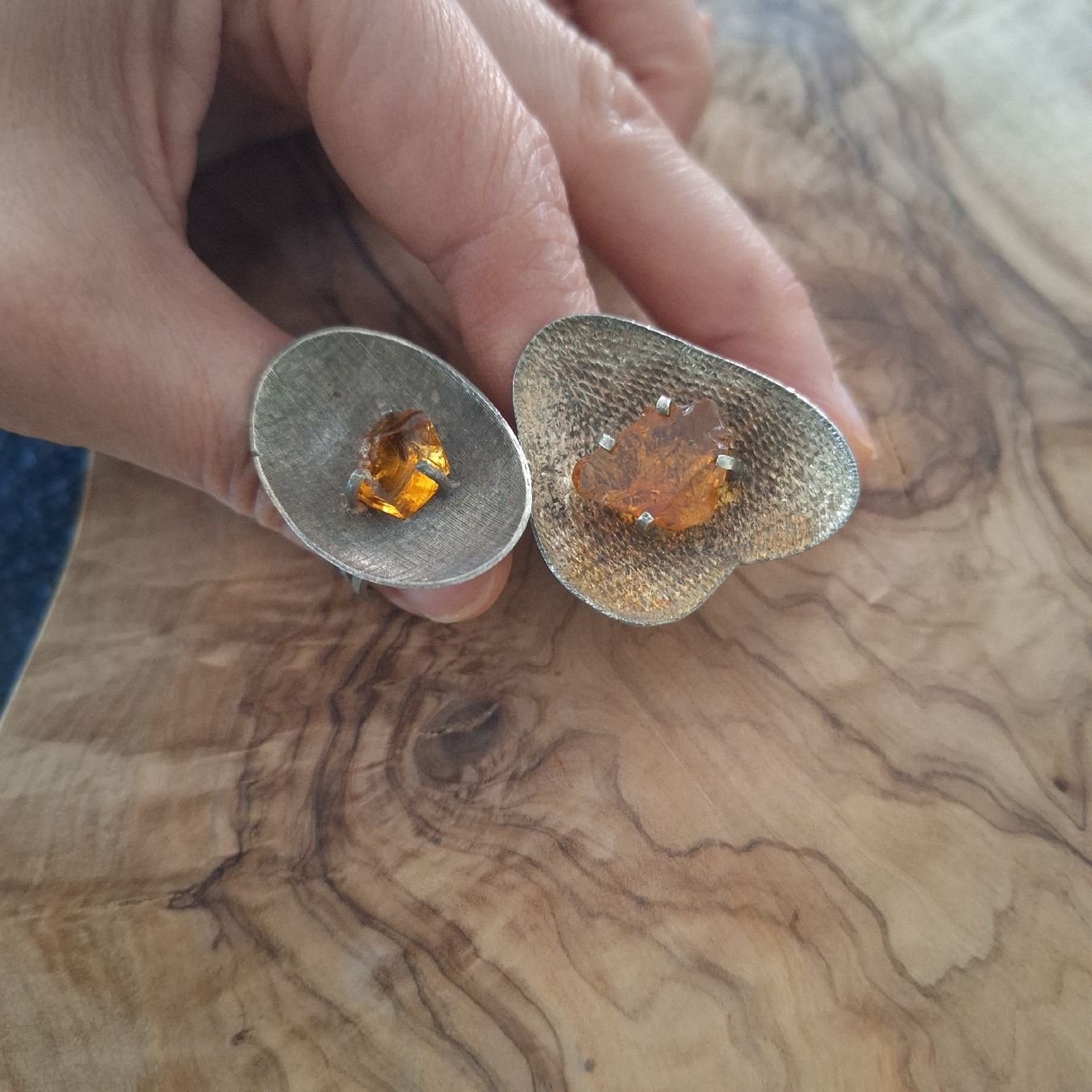 Anelli: Versand möglich.  2 ältere, Vintage Ringe – Usato da Winterthur venduto da Goldpipau 9