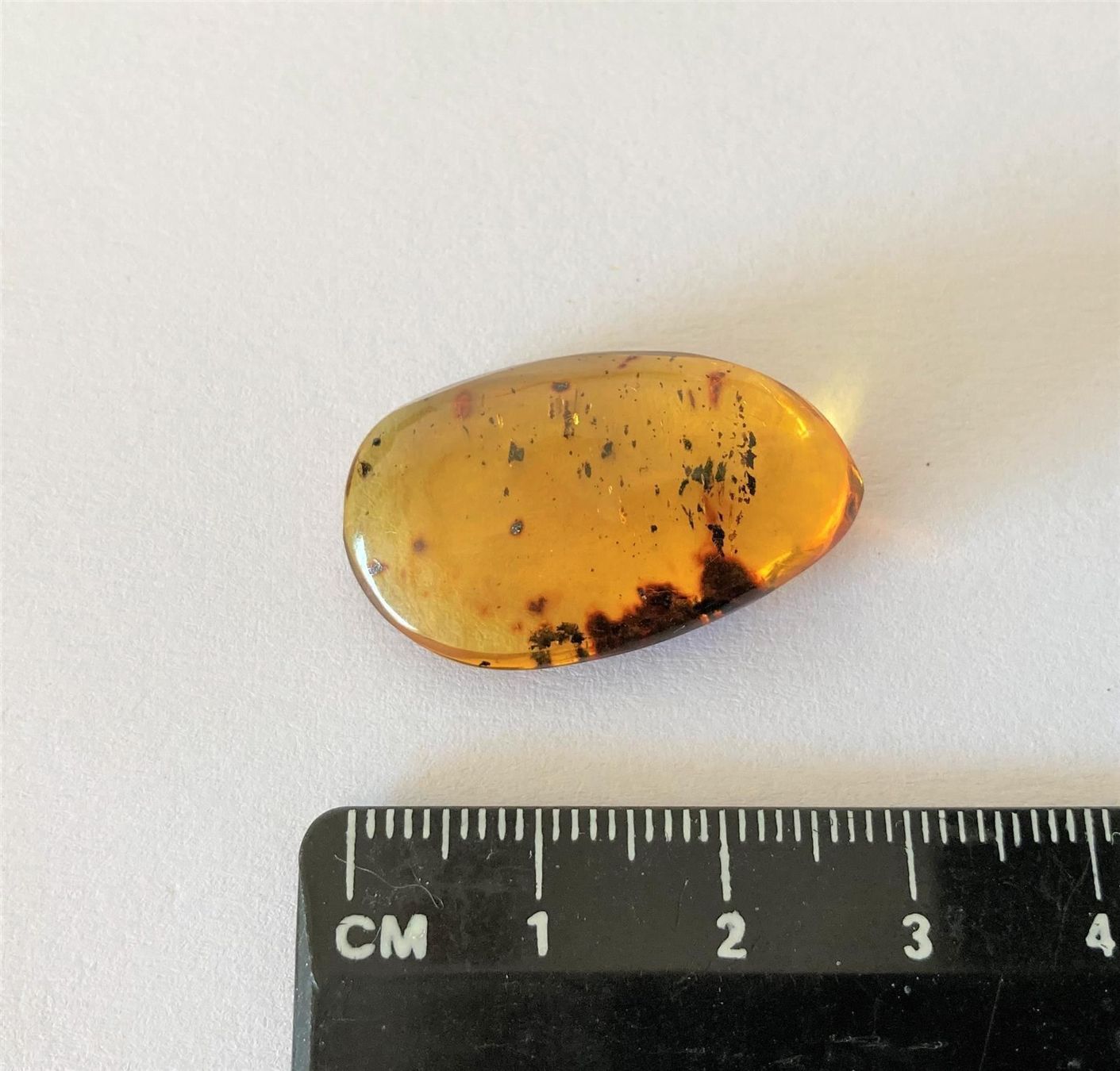 Minerali & Pietre curative: Ambre jaune 2,2 g / Bernstein – Nuovo e nell'imballaggio originale da Goumoens-la-Ville venduto da brandonv