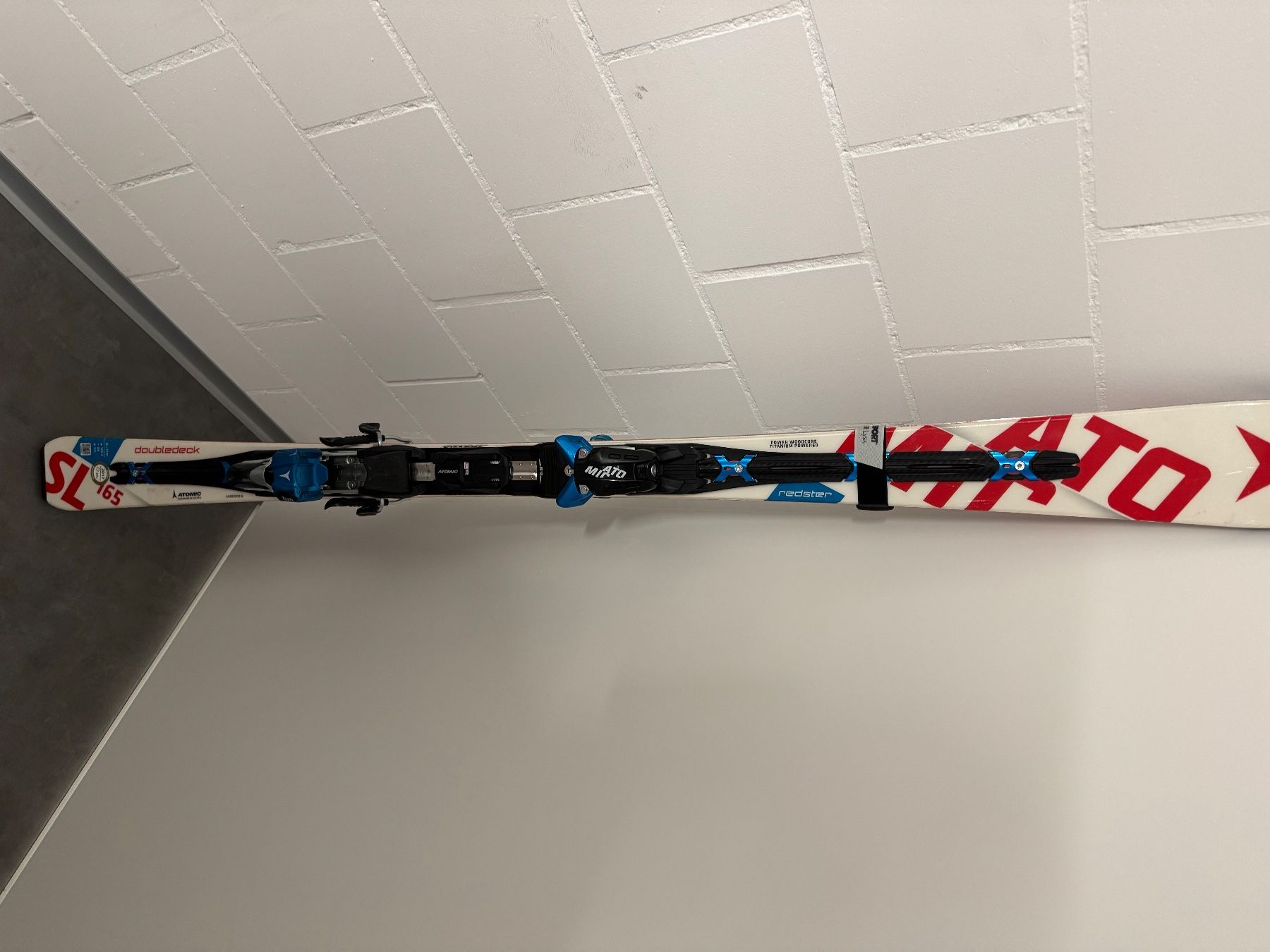 Atomic Skis: Ski Atomic – D'occasion à Lyss par Indalusa