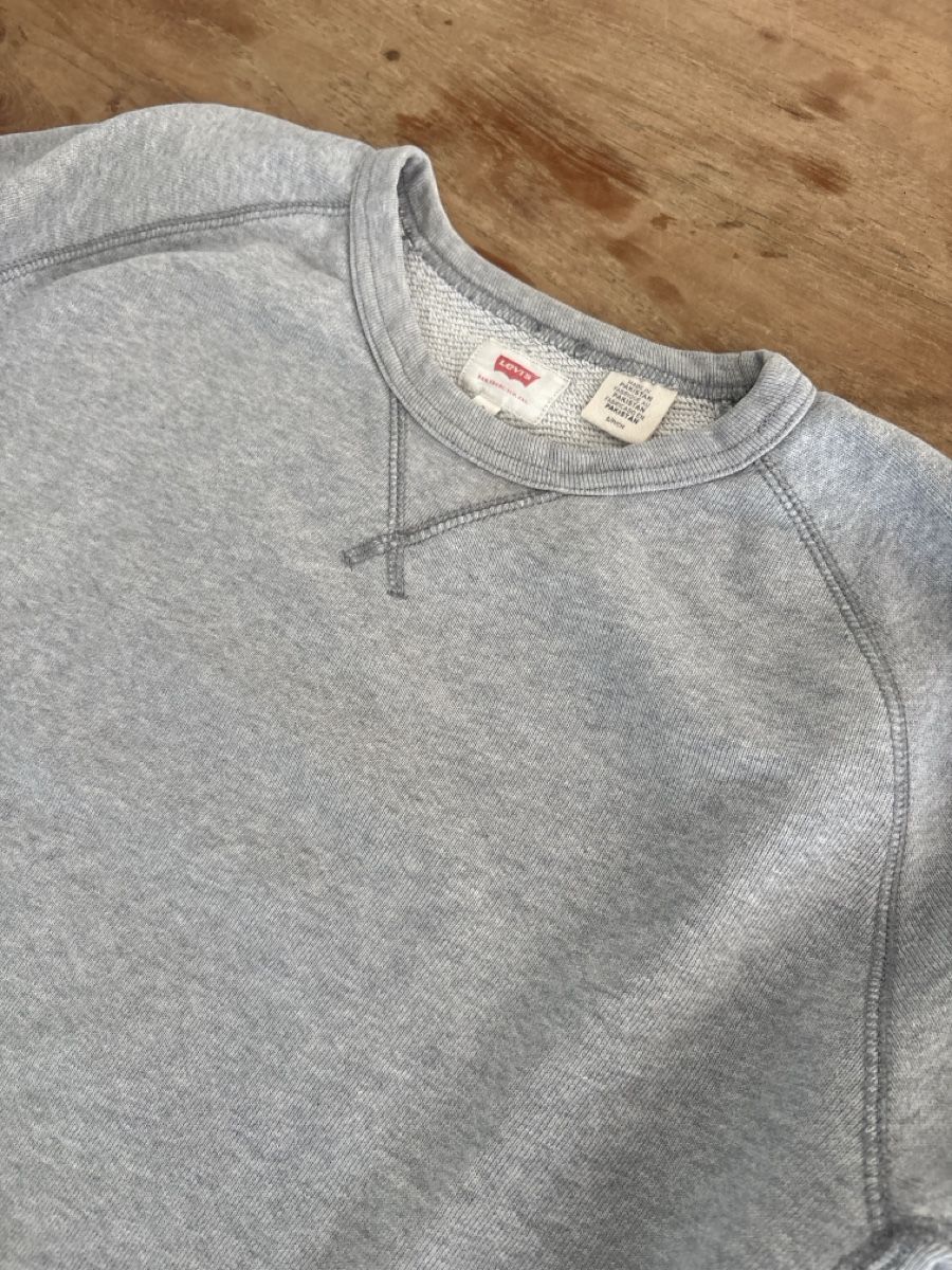 Levi's Pullover & Sweatshirts: Levi's Sweatshirt – Gebraucht aus Zürich von Midaspavia 1