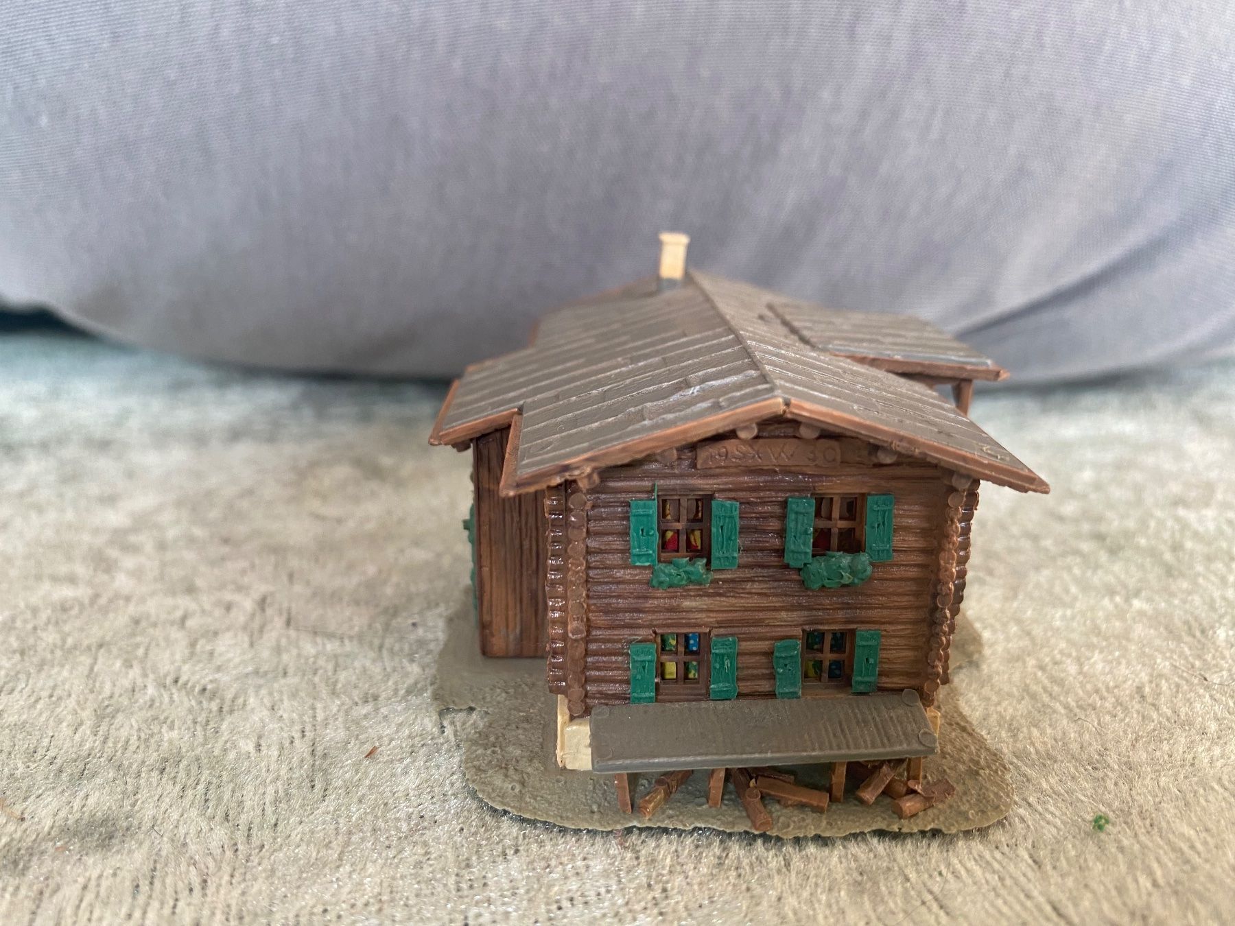 Kit di modellismo & Modellini statici: Modellbau Bergdorf / Kirche / Häuschen – Usato da Schwarzenburg venduto da sarah2107 5