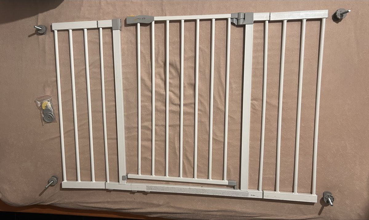 Hauck Box & Barriere di sicurezza: Hauck - Treppenschutzgitter / Absperrgitter – Usato da Luzern venduto da eha2