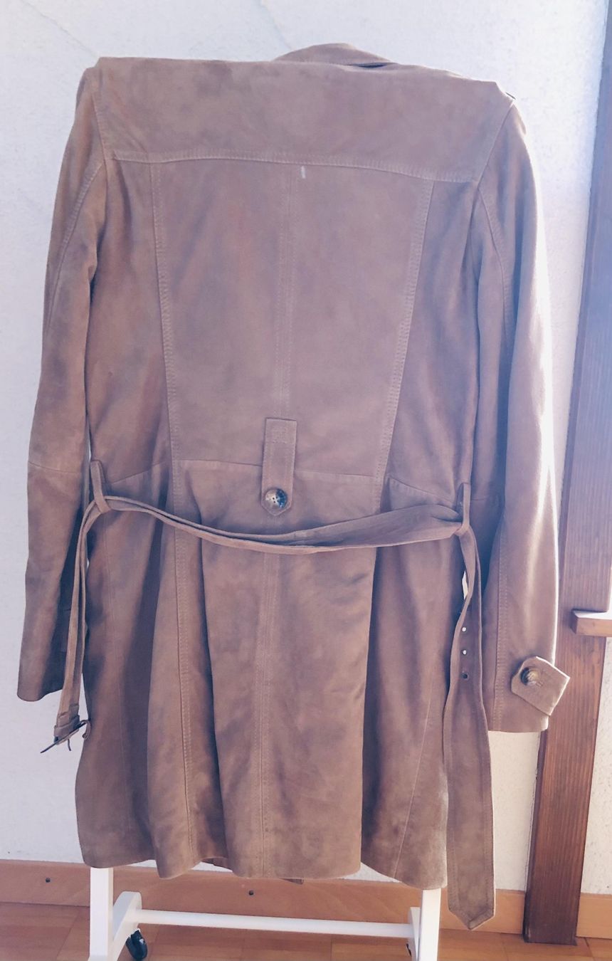 Cappotti: Elegante Wildleder Jacke / Mantel – Usato da Oberkulm venduto da Weberlisa 2