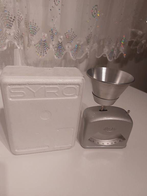 Accessori da laboratorio: SYRO Präzisions- Waage – Usato da Rümlang venduto da Kauan