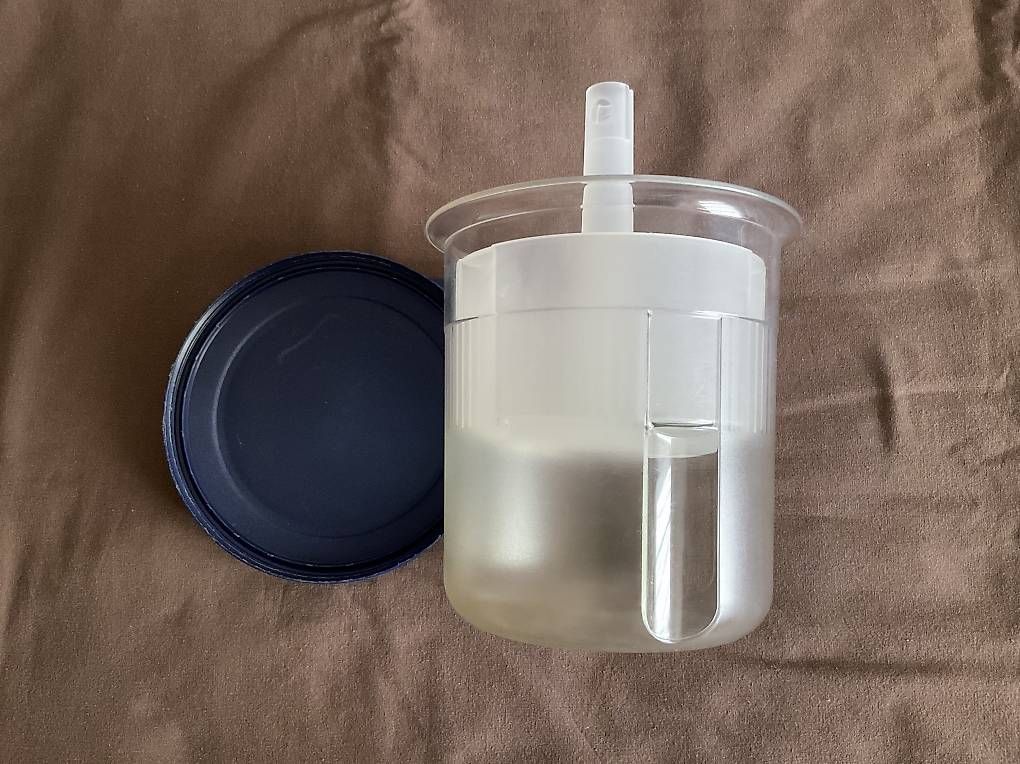 Tupperware Contenitori & Simili: Gurkenbehälter, Gross, Tupperware Clarissa, H16xDM 14.5 – Usato da Regensdorf venduto da Polo101 1