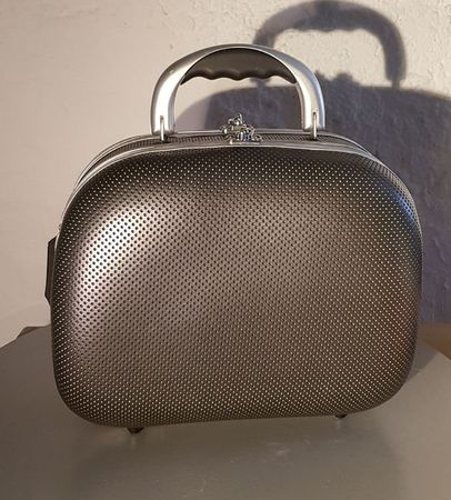 Hartschalen Beauty Case - Made in USA v30x24x15 cm