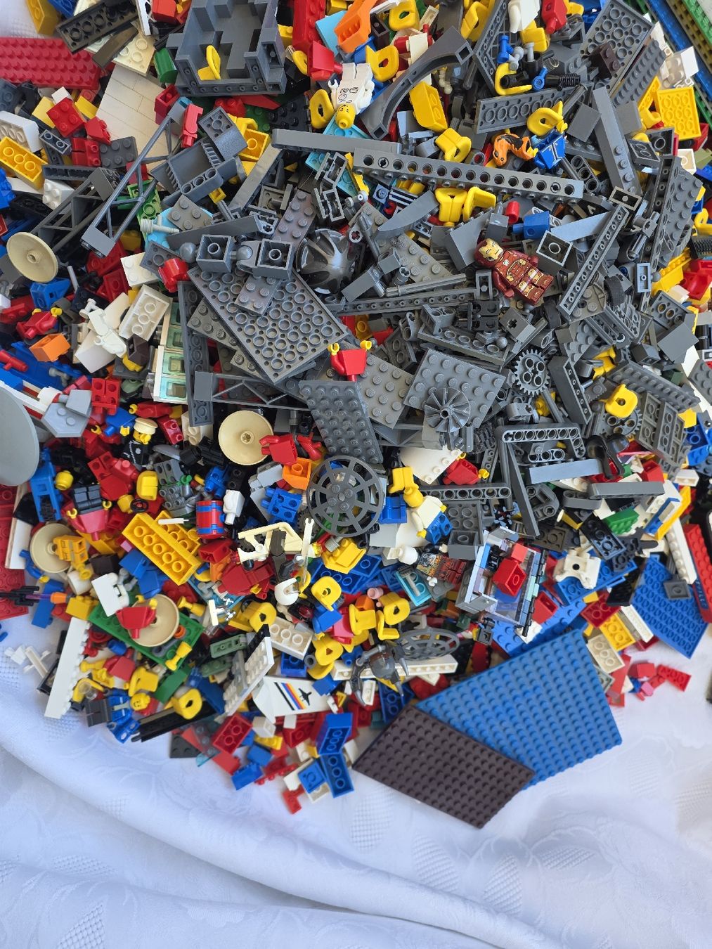 Lego Baukästen: 9 Kilo Lego – Gebraucht aus Sierre von Carlostripa 2