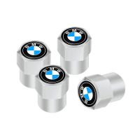 4 Stück Metall-Einbau-Radventilkappen Autoemblem, silber