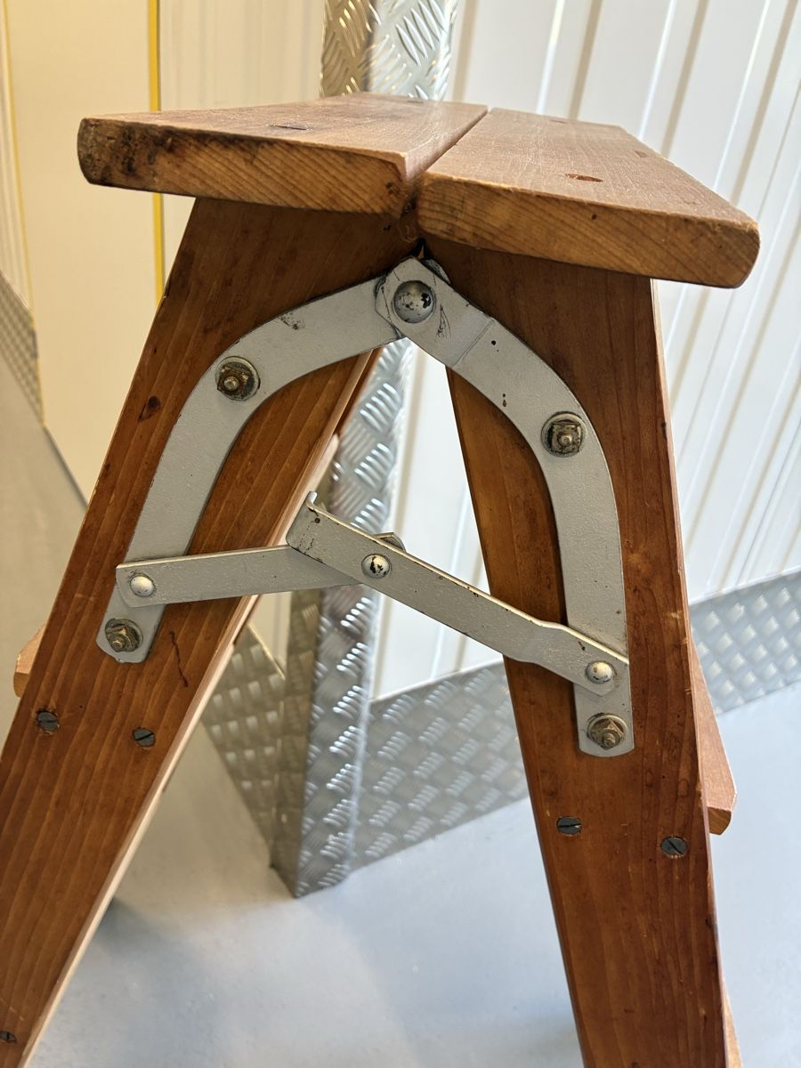Scale: Vintage-Holzleiter  – Usato da Bern venduto da wisemagpie 4