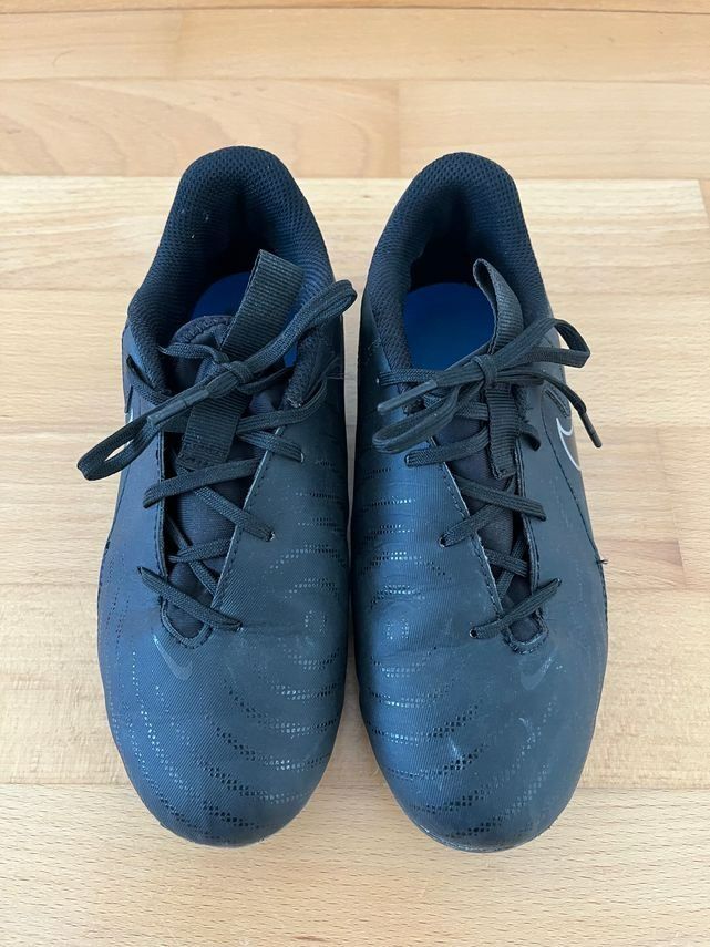 Nike Scarpe per ragazzi: Fussballschuhe mit Nocken von Nike – Usato da Muttenz venduto da Juvenile33 2
