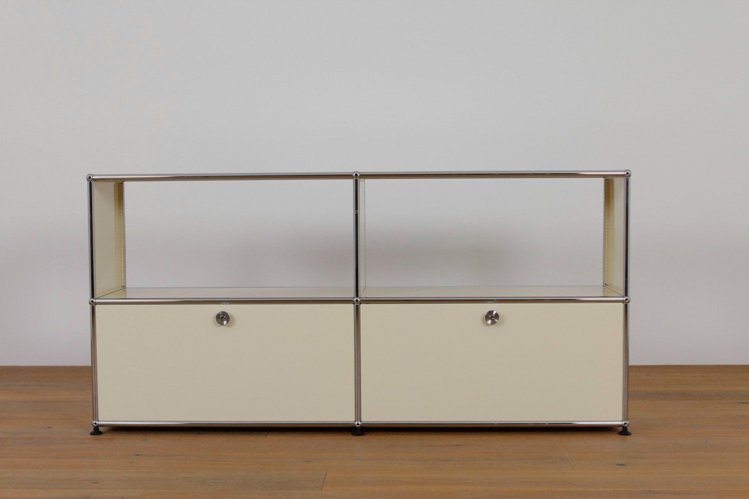 USM Kommoden: USM Haller Sideboard // UPCYCLED // NEUE FARBEN – Neu (gemäss Beschreibung) aus Affoltern am Albis von StudioStandard