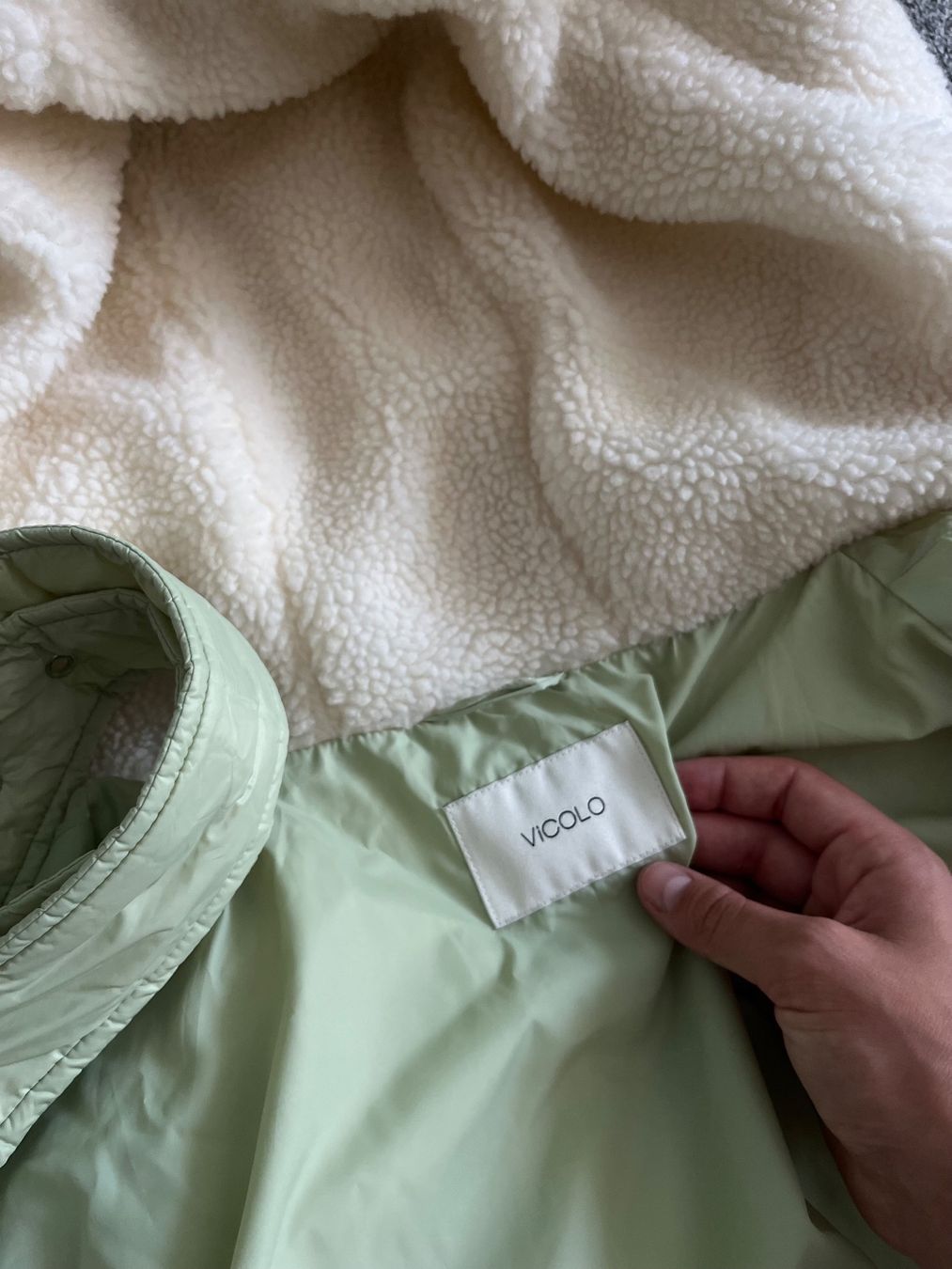 Giacche: Veste d’hiver – Usato da L'Orient venduto da var_ly9m 1