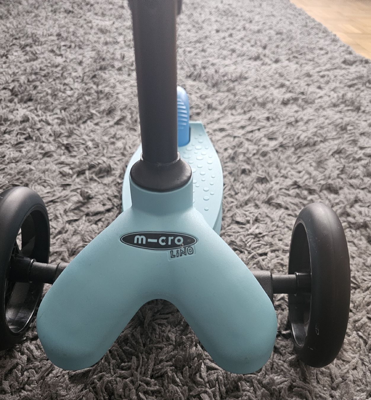 Veicoli per bambini: Micro Trike Kinderroller mit Sitz und Griff, Top Zustand – Usato da Zürich venduto da sla_8krg 3
