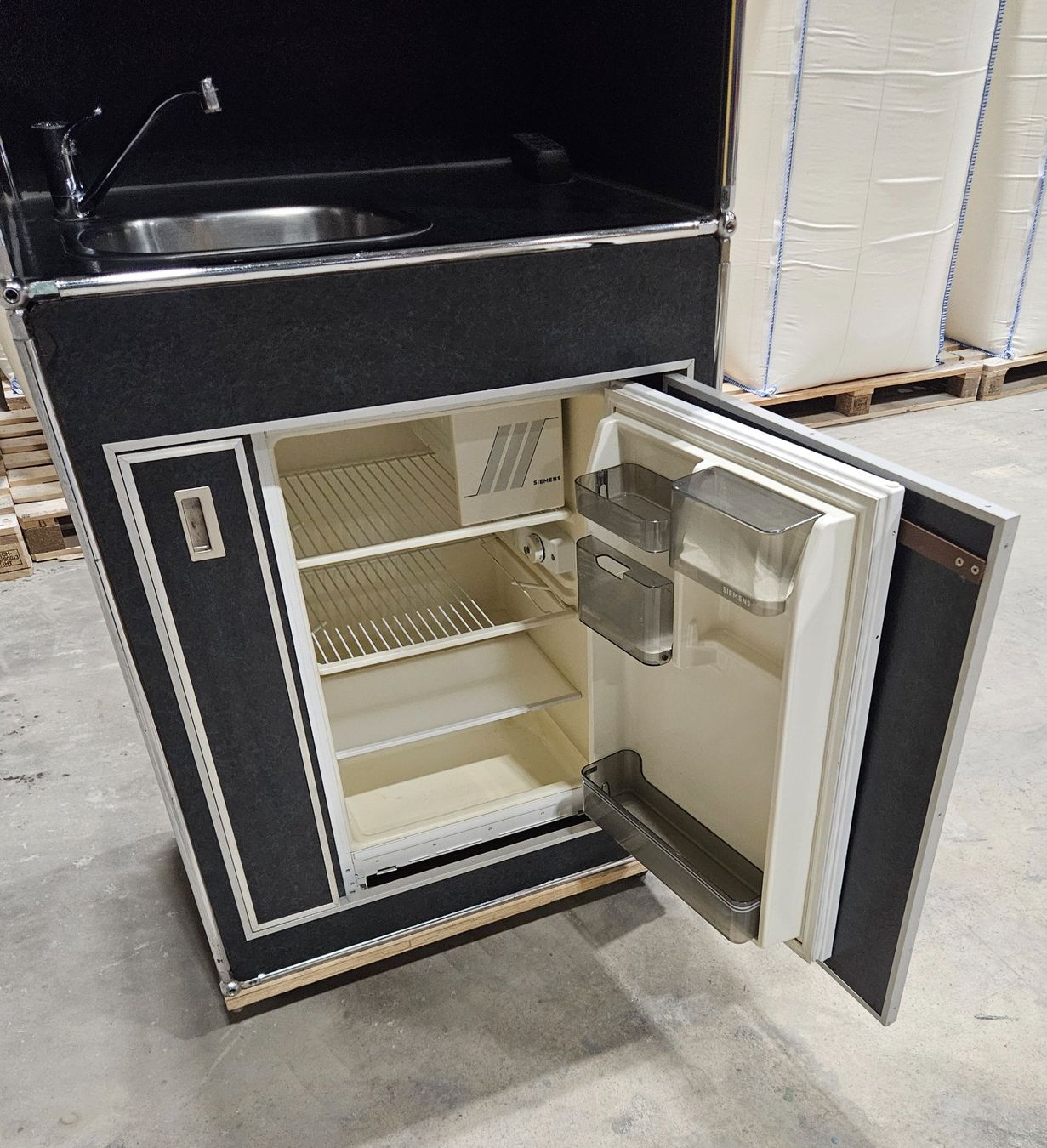 Cucine complete: Kitcase Messeküche im USM Style – Usato da Aarburg venduto da joe1366 4