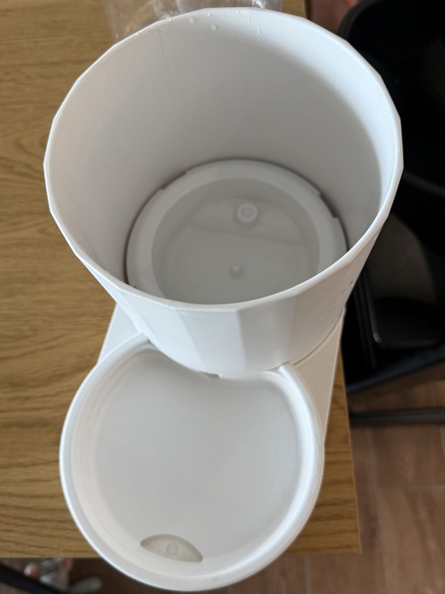 Mangimi: Tier-Wasserspender – Usato da Holderbank AG venduto da jolindlii 1