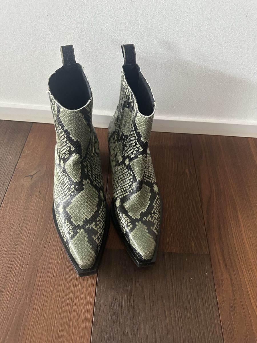 Scarpe da donna: Scotch & Soda Stiefeletten Gr. 41 – Usato da Diepoldsau venduto da Soleil0425 1
