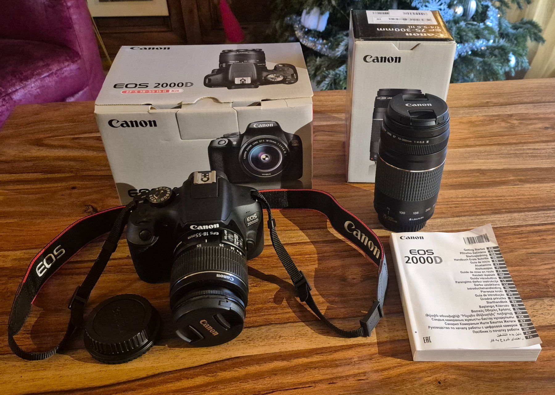 Canon Kamera: Canon EOS 2000D + 2 objectifs offre exceptionnelle – Neu und originalverpackt aus jussy von Mapetitebroc