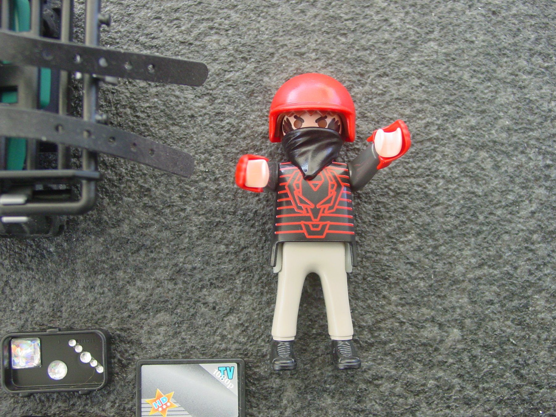 Playmobil Jouets: Playmobil 6879 Quad mit Einbrecher komplett – D'occasion à Hirschthal par Juribu 5