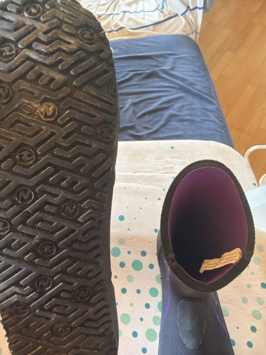 Mute per immersioni: Aqualung Tauchschuhe – Nuovo (secondo la descrizione) da Menzingen venduto da Manderindlibaer 1